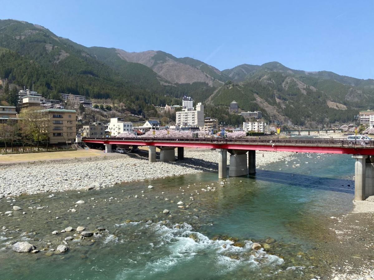 גוג'ו 花緑里-Hanamidori-乙原のやど 岐阜下呂温泉郡上飛騨金山湖畔リゾート מראה חיצוני תמונה